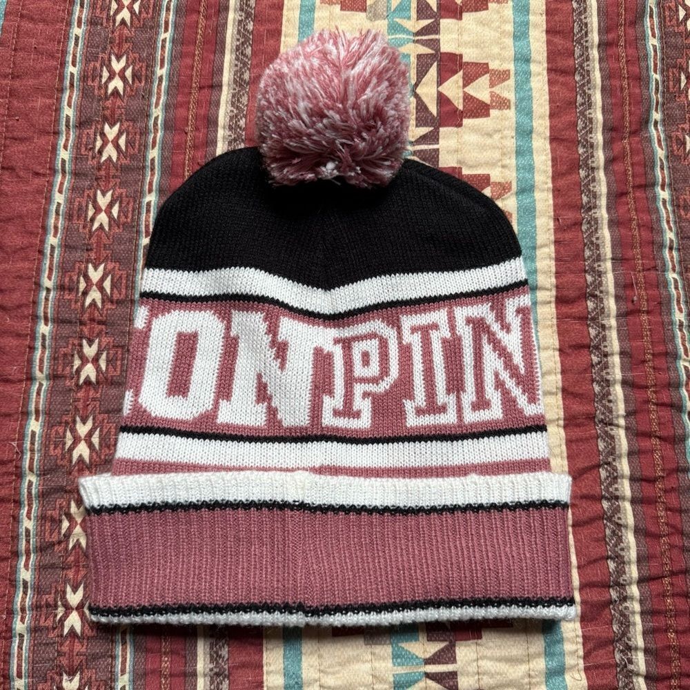 PINK Victoria’s Secret Pom Pom beanie